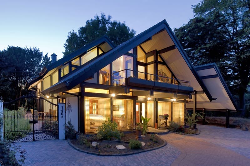 home-hero-2